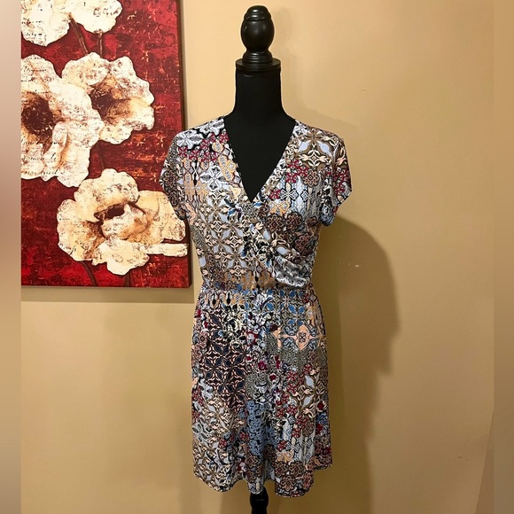 Chetta B Faux Wrap Dress, in Pastels & Jewel tones Size Medium - Picture 1 of 3